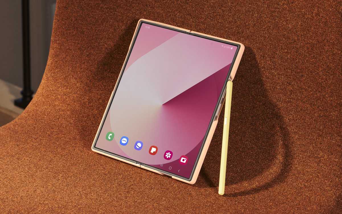 Samsung Galaxy Z Fold6 получил новый, более легкий корпус