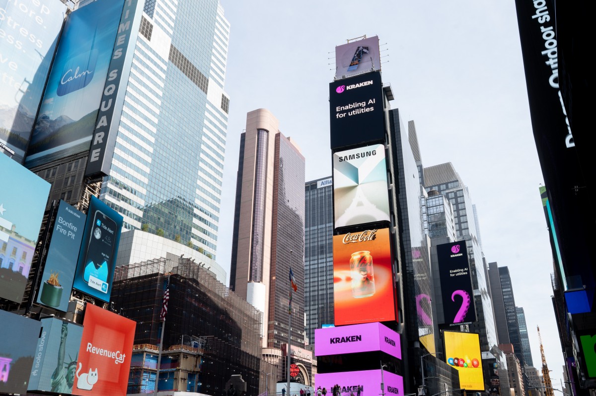 Samsung starts hyping up July 10 Unpacked event with billboards across the globe