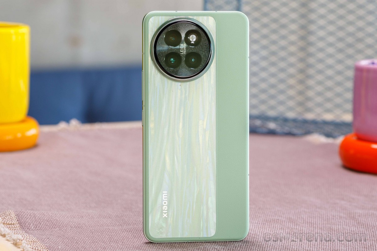 Xiaomi 14 Civi in Matcha Green unboxing and in for review