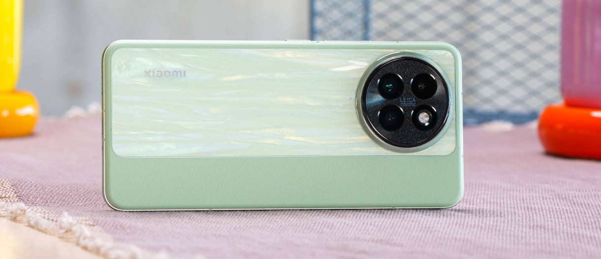 Xiaomi 14 Civi（12GB／256GB）　　Matcha Green Xiaomi 14 Civi in Matcha Green hands-on - GSMArena.com news