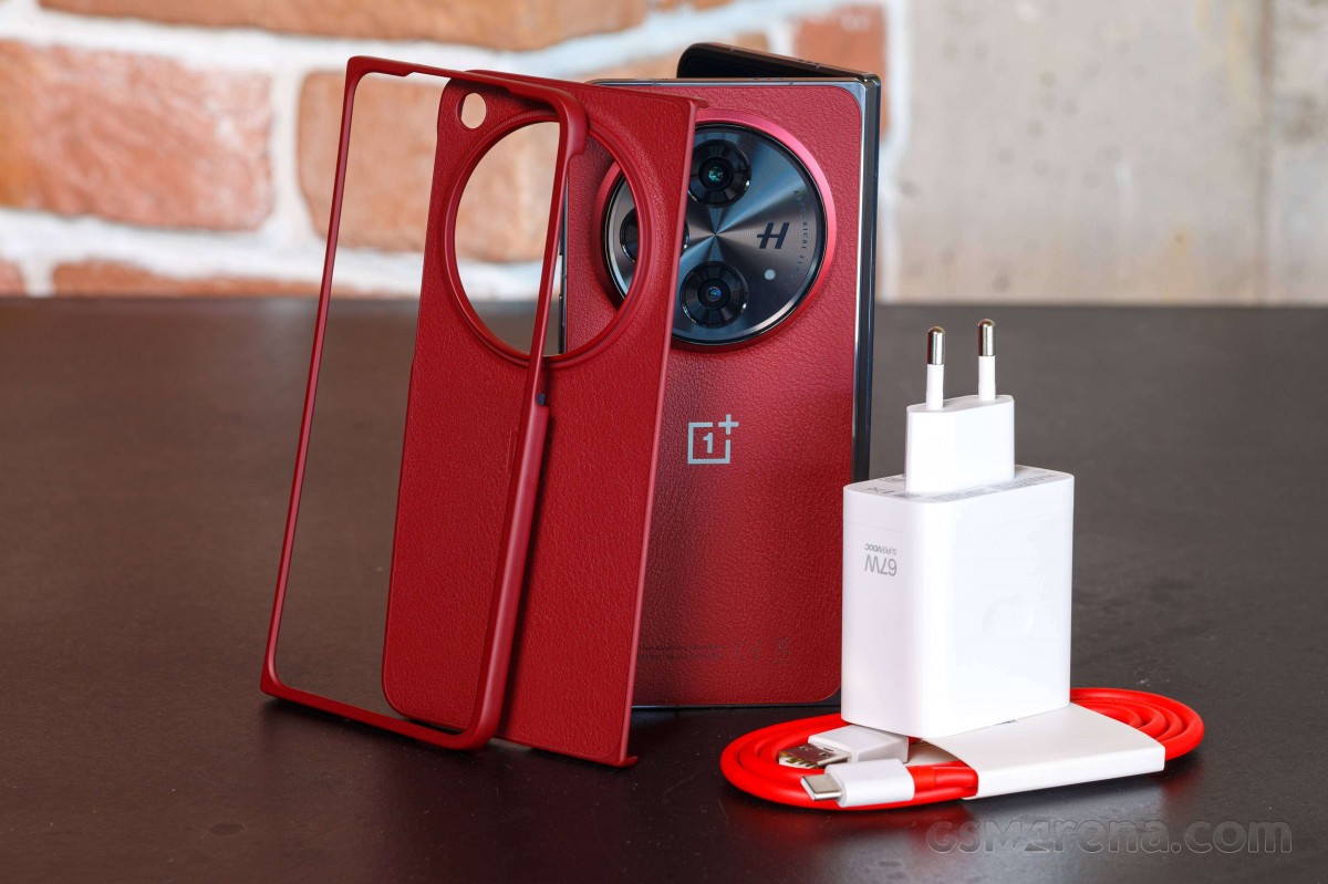 Unboxing dan uji coba OnePlus Open Apex Edition