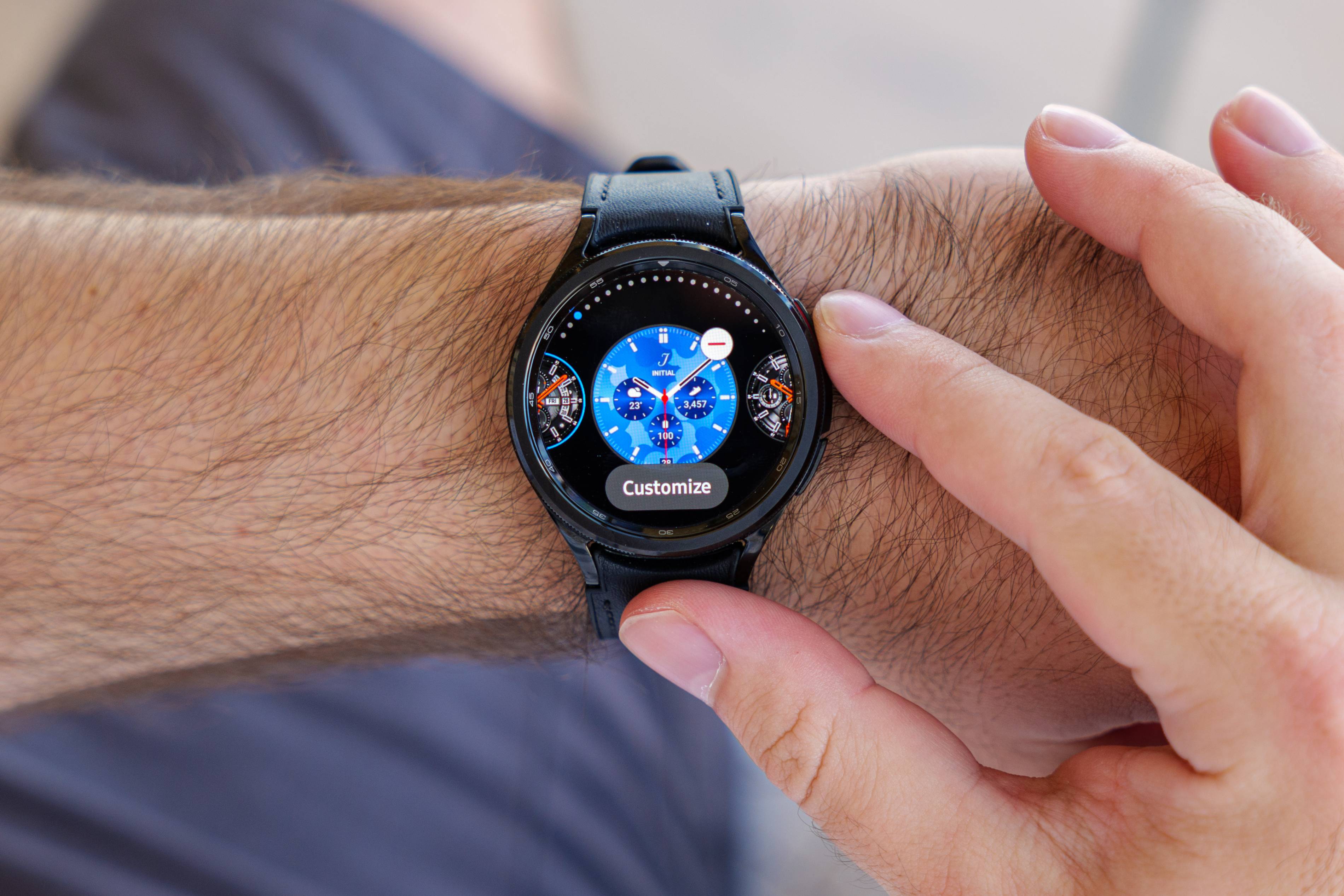 Samsung Galaxy Watch6 теперь получает часы One UI 6 на базе Wear OS 5