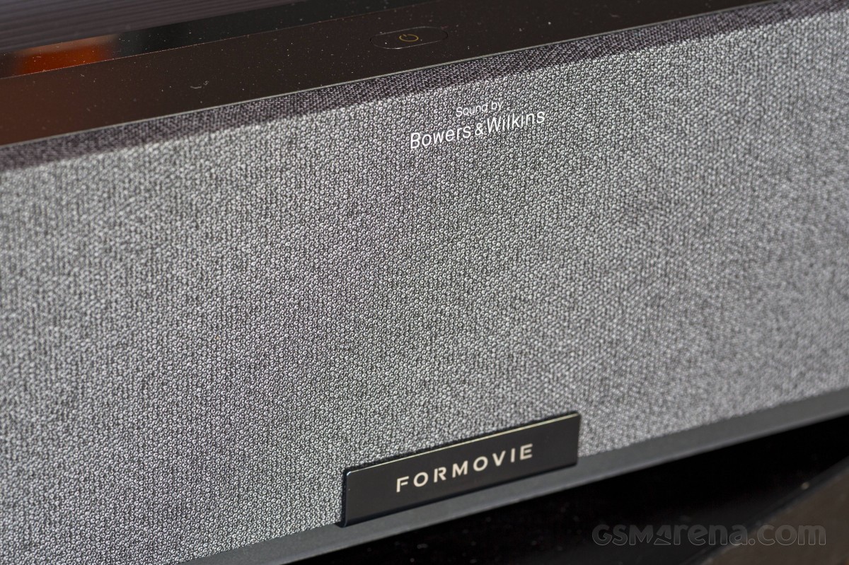 Formovie Theater Premium UST projector review