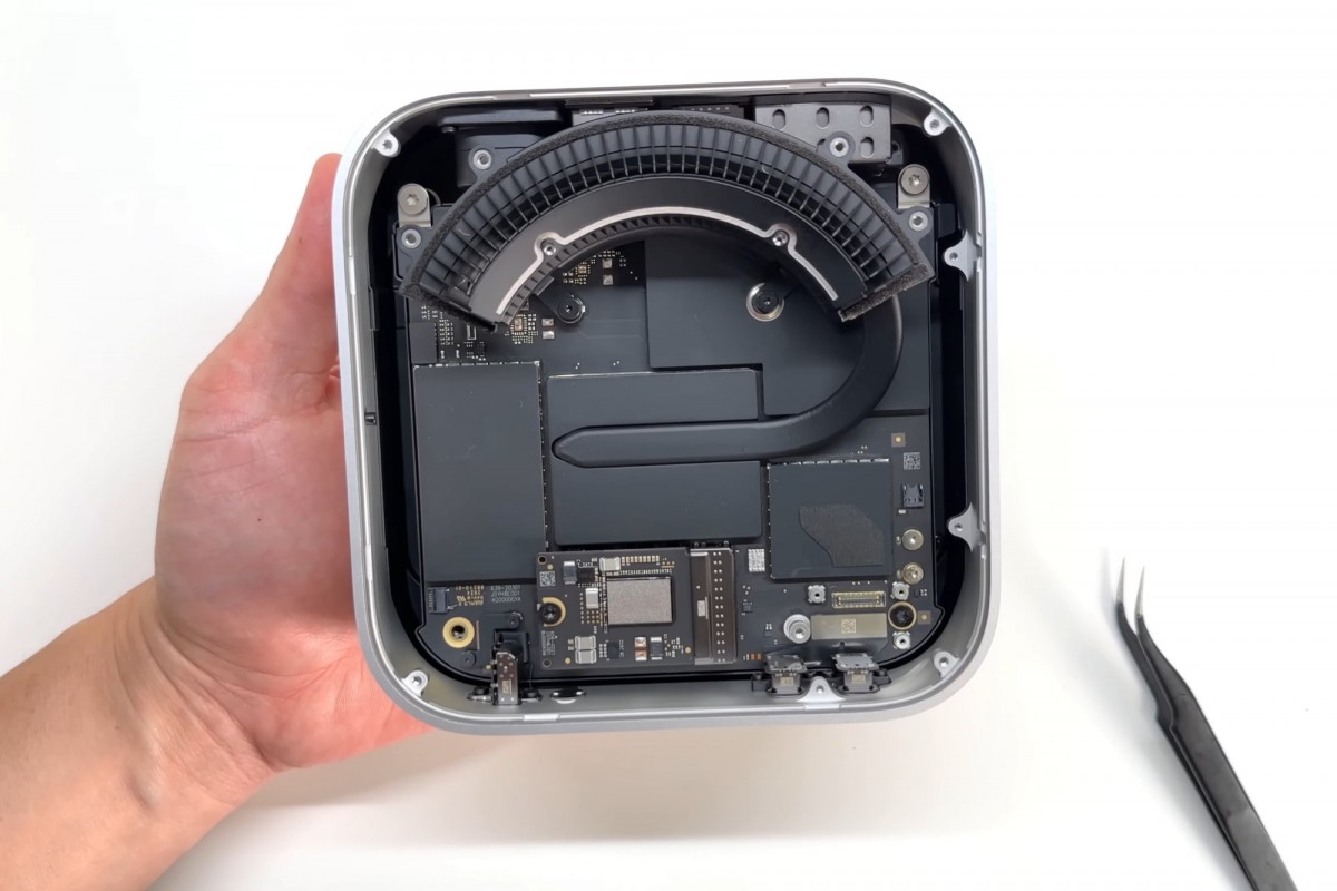 Mac mini 2024 is broken, has no user upgradeable parts