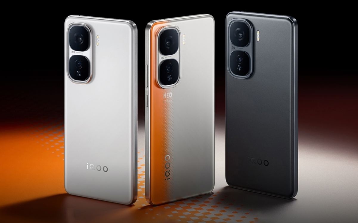 iQOO Neo10 and Neo10 Pro are here with premium chips, big batteries