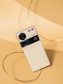 ZTE nubia Z70 Ultra