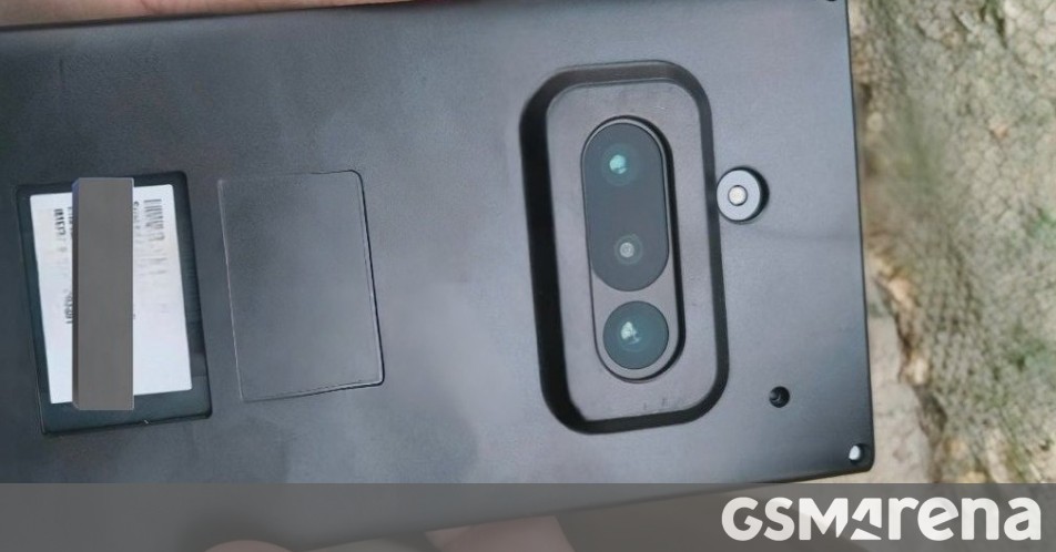 Nothing Phone (3a) hands-on image leaks along with details about the Nothing Phone (3a) Pro