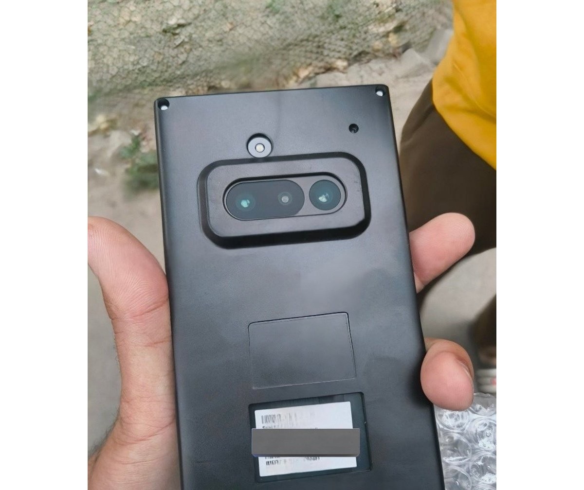 Nothing mega leaks brings us details about the phone (3A) and (3A) Pro, including image on hands