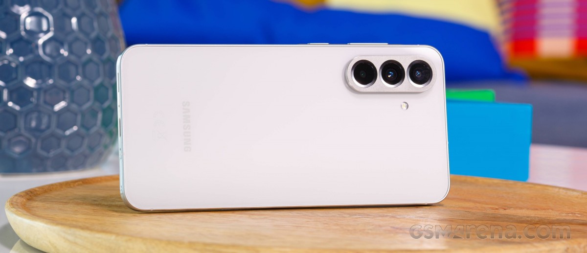 Users are reporting bootlooping after the latest Samsung Galaxy A56 update