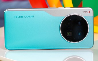Tecno Camon 40 Premier unboxing