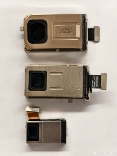 Vivo X200 Ultra Periscope (Top) and Periscope from the X100 Ultra Periscope (Middle)