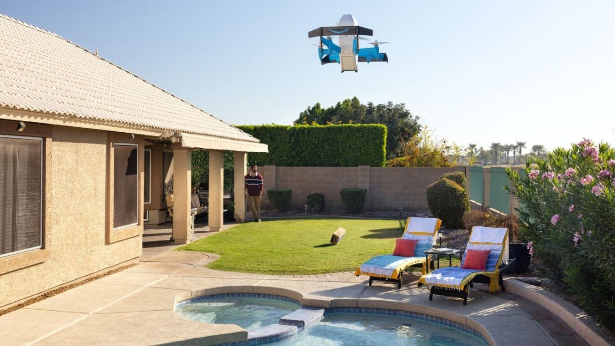Amazon now delivers iPhones and Galaxy smartphones with drones