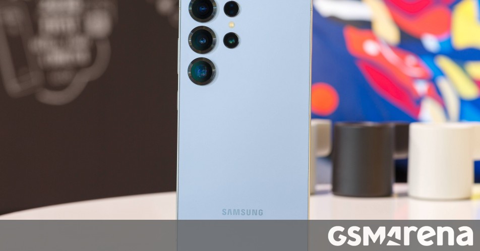 Samsung Galaxy S25 Ultra outsold the S25 and S25+ combined