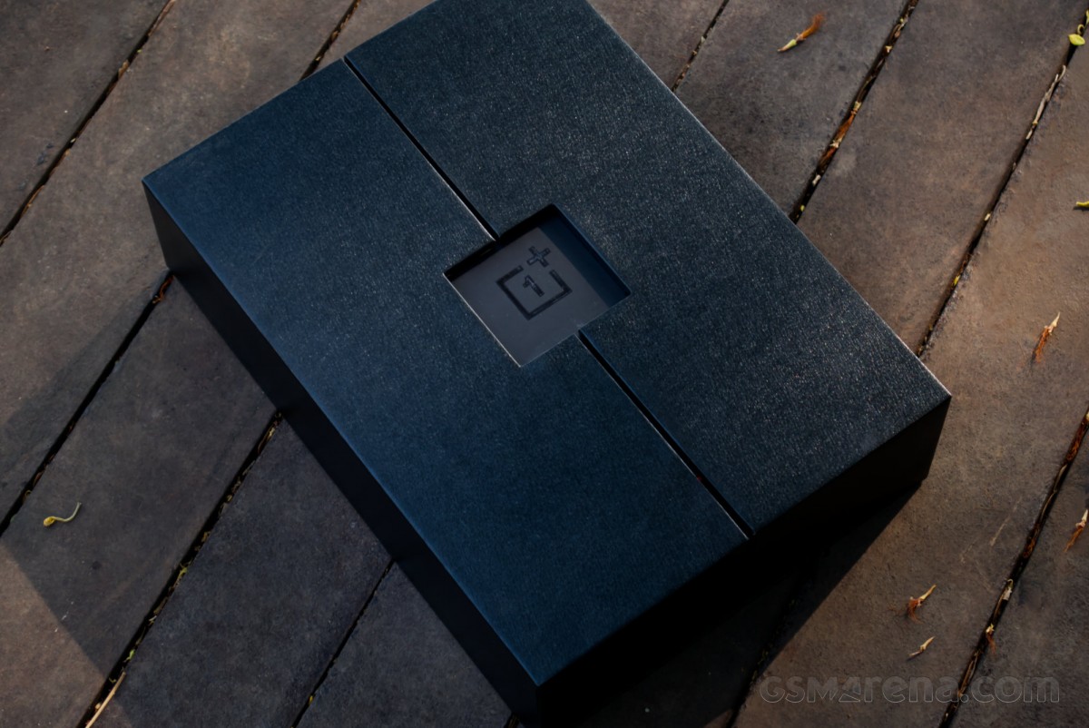 OnePlus 13S en para revisión