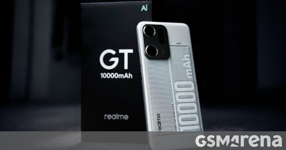 Realme shows off prototype phone with 10,000mAh battery and 320W charging
