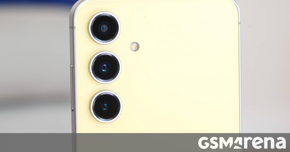 Samsung Galaxy S25 FE’s telephoto and ultrawide camera details leak
