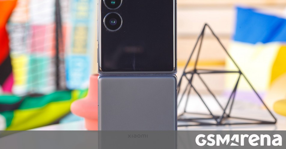 Xiaomi Mix Flip's launch month leaks
