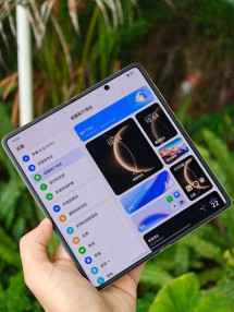 Honor Magic V5 (hands-on photos)