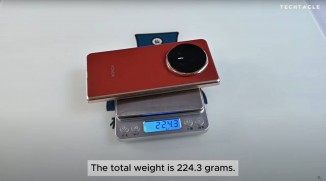 The Honor Magic V5 is slim and light