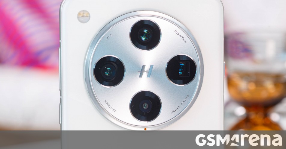 Oppo Find X9 Pro's telephoto camera detailed