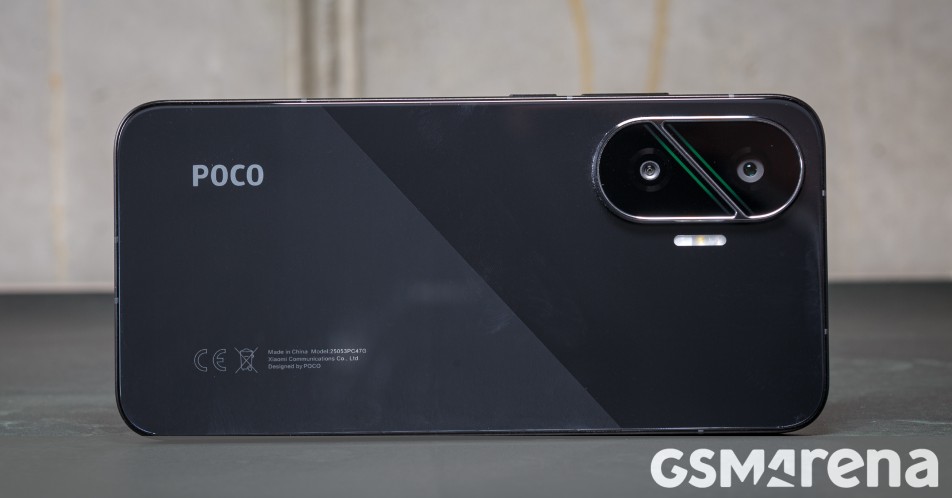 We unbox the Black Poco F7