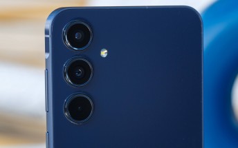 Samsung Galaxy A55 spotted on Geekbench running Android 16, could get One UI 8 before next year