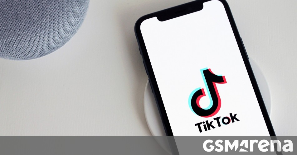 Trump delays TikTok ban by another 90 days