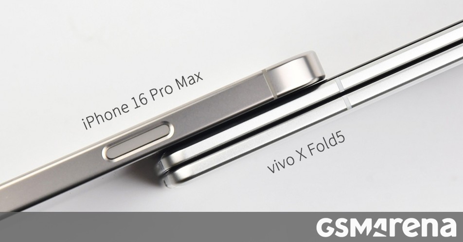 Images show vivo X Fold5's thickness compared to iPhone 16 Pro Max