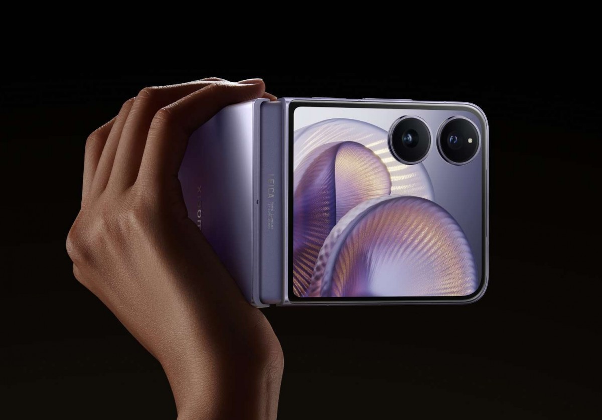 Xiaomi MIX Flip 2 announced - same formula but better in every way