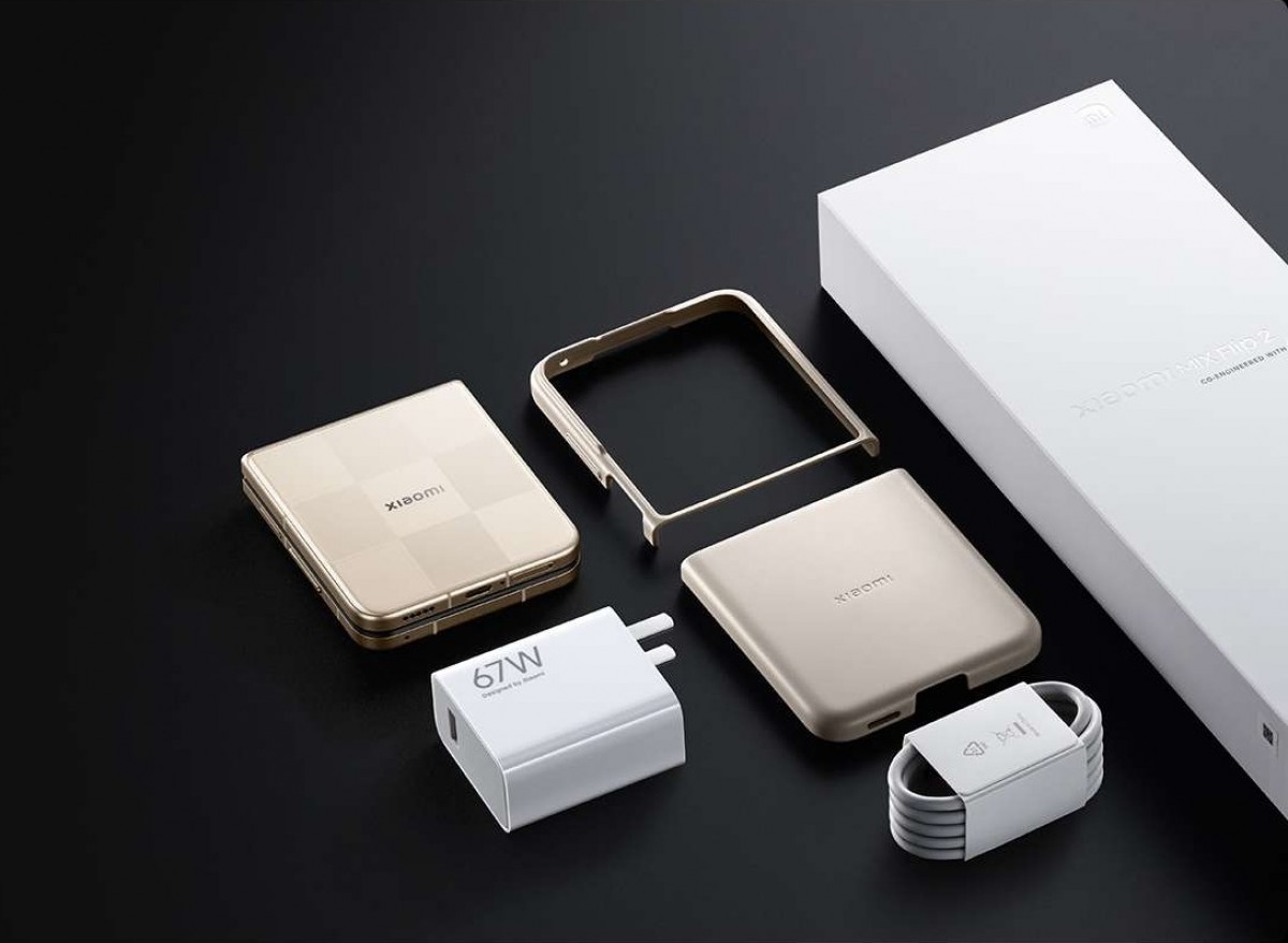 Xiaomi MIX Flip 2 announced - same formula but better in every way