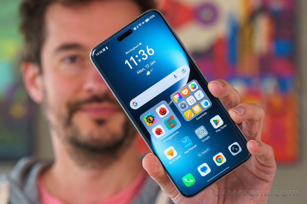 Honor Magic7 Pro selected as the official smartphone of the Esports World Cup 25 