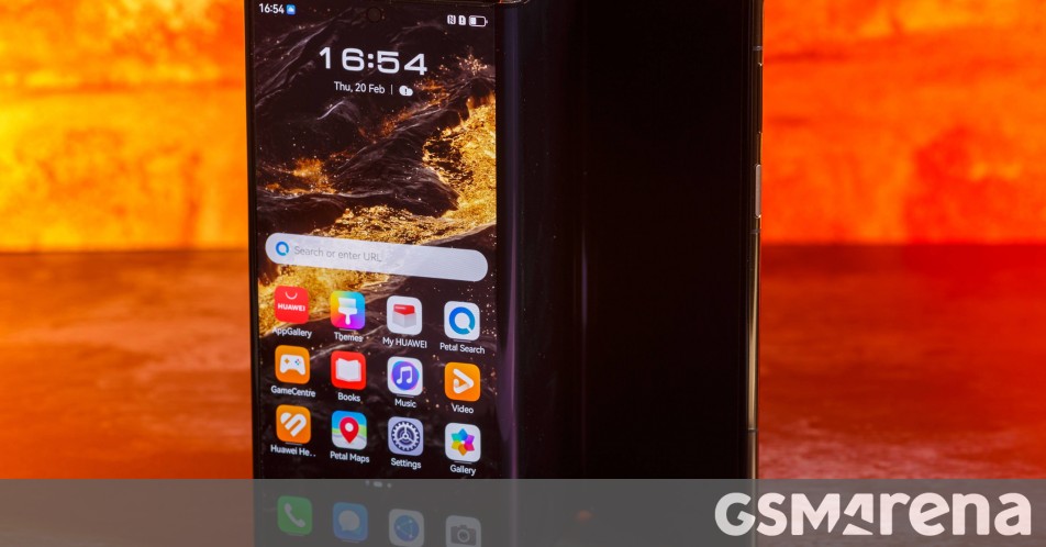Here’s when the tri-fold Huawei Mate XTs is coming and how much it should cost