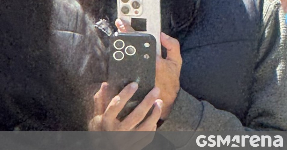 Apple iPhone 17 Pro spotted in the wild