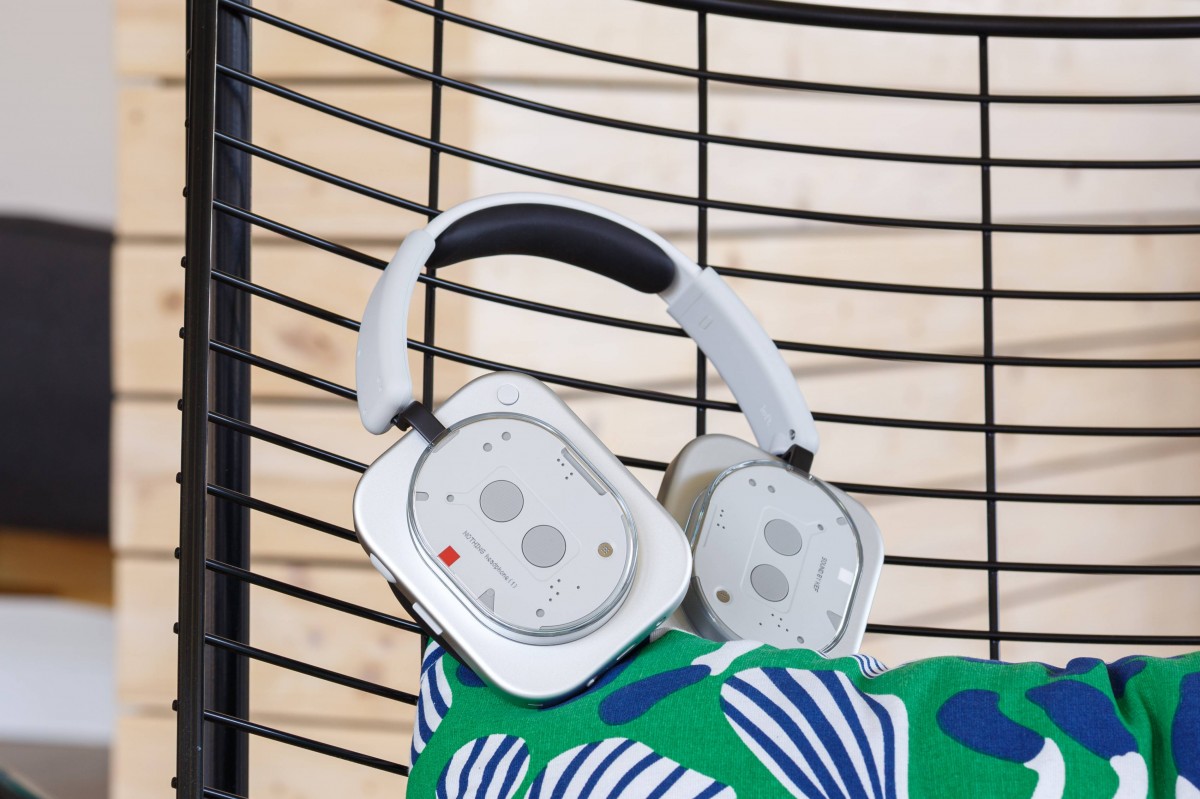 Nothing Headphone (1) in for review