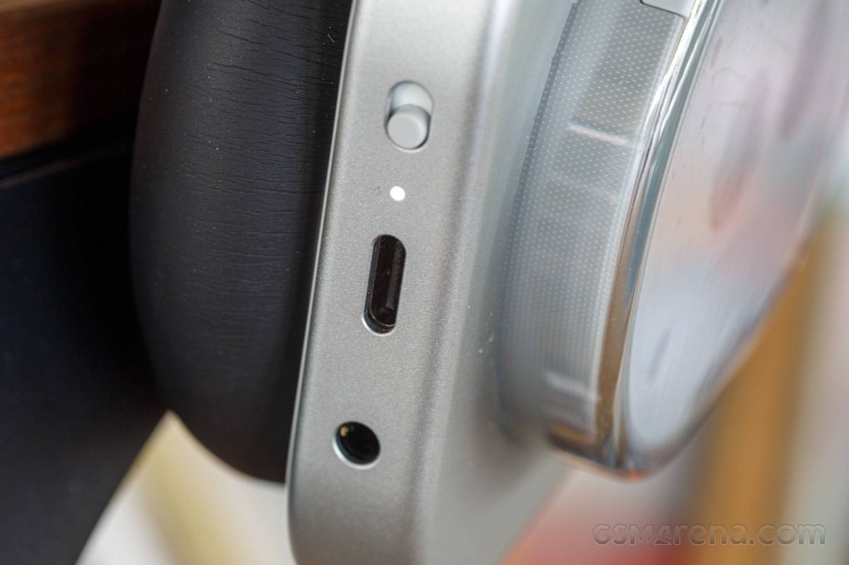 Nothing Headphone (1) review