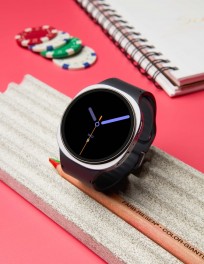 Samsung Galaxy Watch8 is available in Graphite and Silver