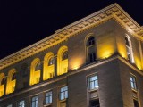 Low-Light: Z Fold 6 3x (F/2.4, ISO 1000, 1/33S)