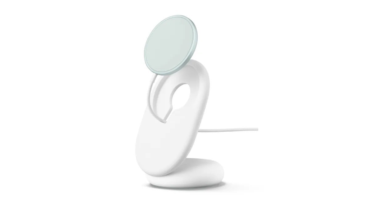 The Pixel 10 devices support Qi2 with magnets, here are the official accessories