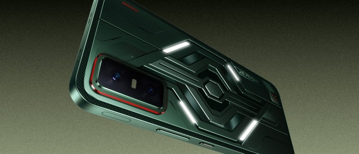 Infinix GT 30 debuts with customizable LED lights and GT Shoulder triggers  - GSMArena.com news