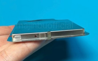 iPhone 17 Air's battery leaks and it's ridiculously small
