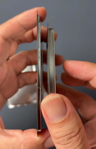 iPhone 17 Air battery compared to iPhone 17 Pro's battery