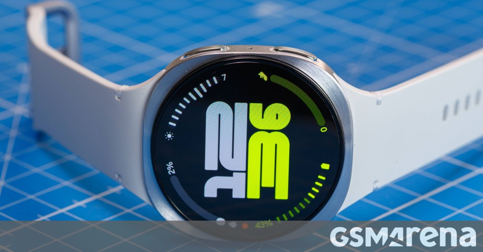 Latest Play Store update flags power-hungry watch faces
