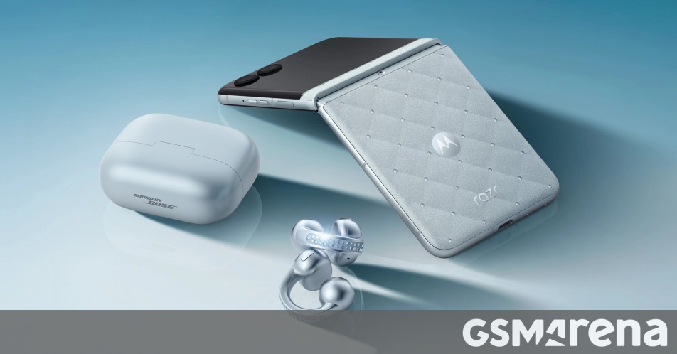Motorola announces its blinged-up Swarovski Razr and Buds Loop in Pantone Ice Melt color thumbnail