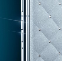Motorola Razr 2025 in Pantone Ice Melt