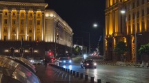Low-light video samples, Galaxy Z Flip7 FE: 2x - Samsung Galaxy Z Flip7 FE vs. Galaxy Z Flip7
