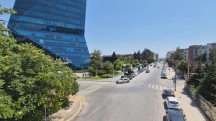 Daylight video samples, Galaxy Z Flip7: 0.6x - Samsung Galaxy Z Flip7 FE vs. Galaxy Z Flip7