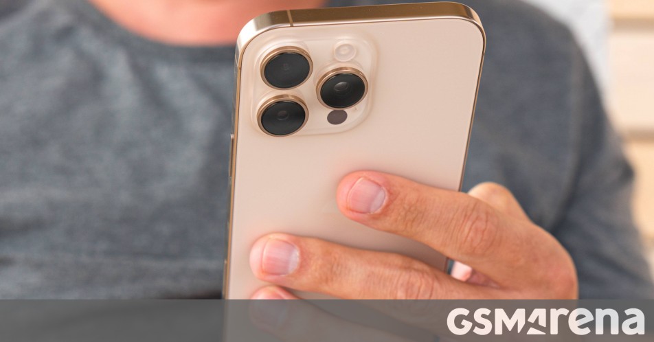 UK drops its request for encrypted iCloud data backdoor