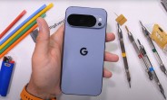 The Pixel 10 Pro XL passes the bend test with flying colors