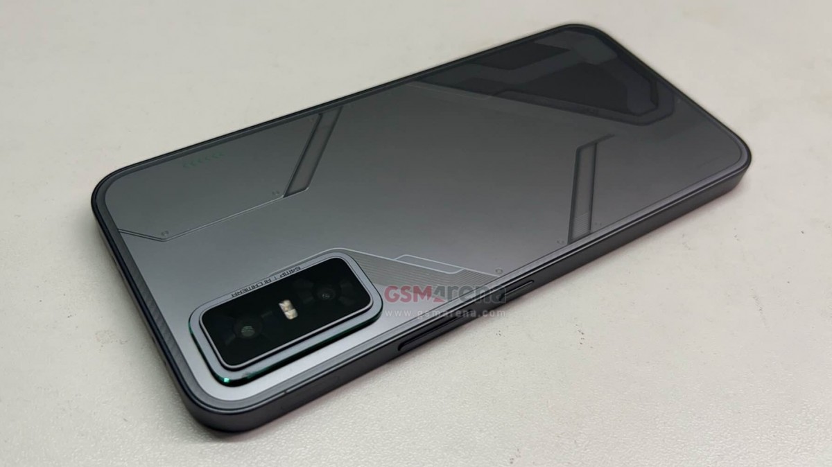 Infinix GT 30's Shadow Ash color model