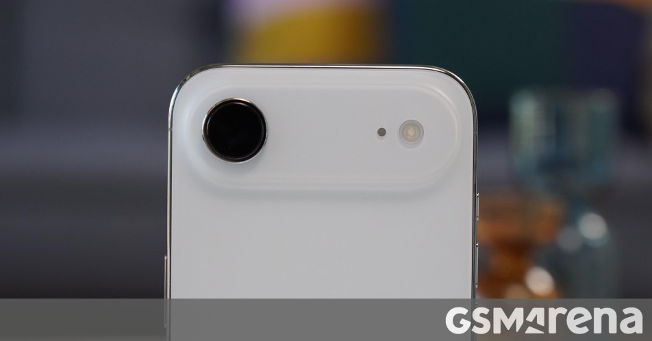 Apple iPhone Air in for review
